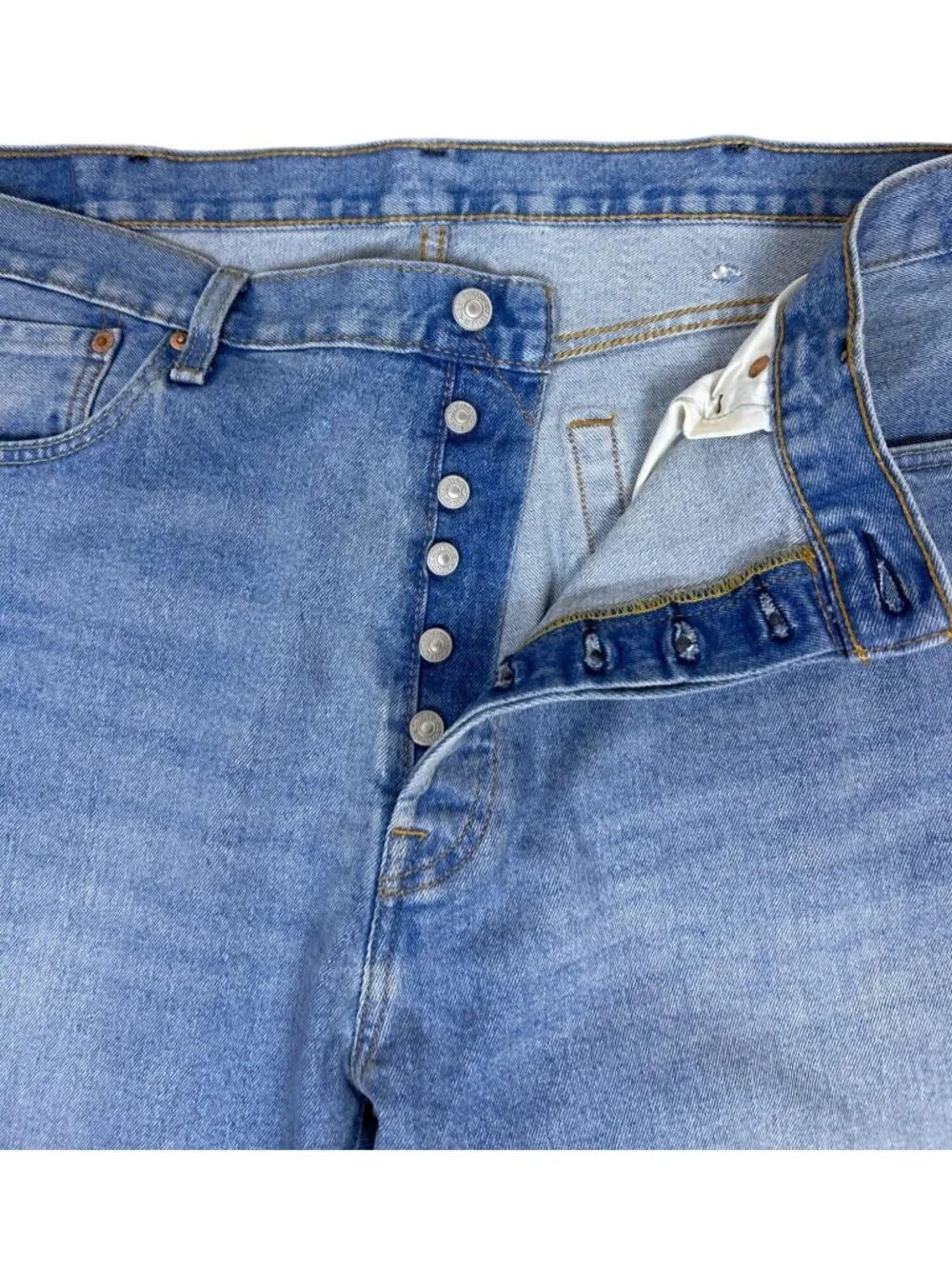 NWOT Levi's 501 Jeans Men's 40x30 Button Fly Straight Leg Light Wash Retro